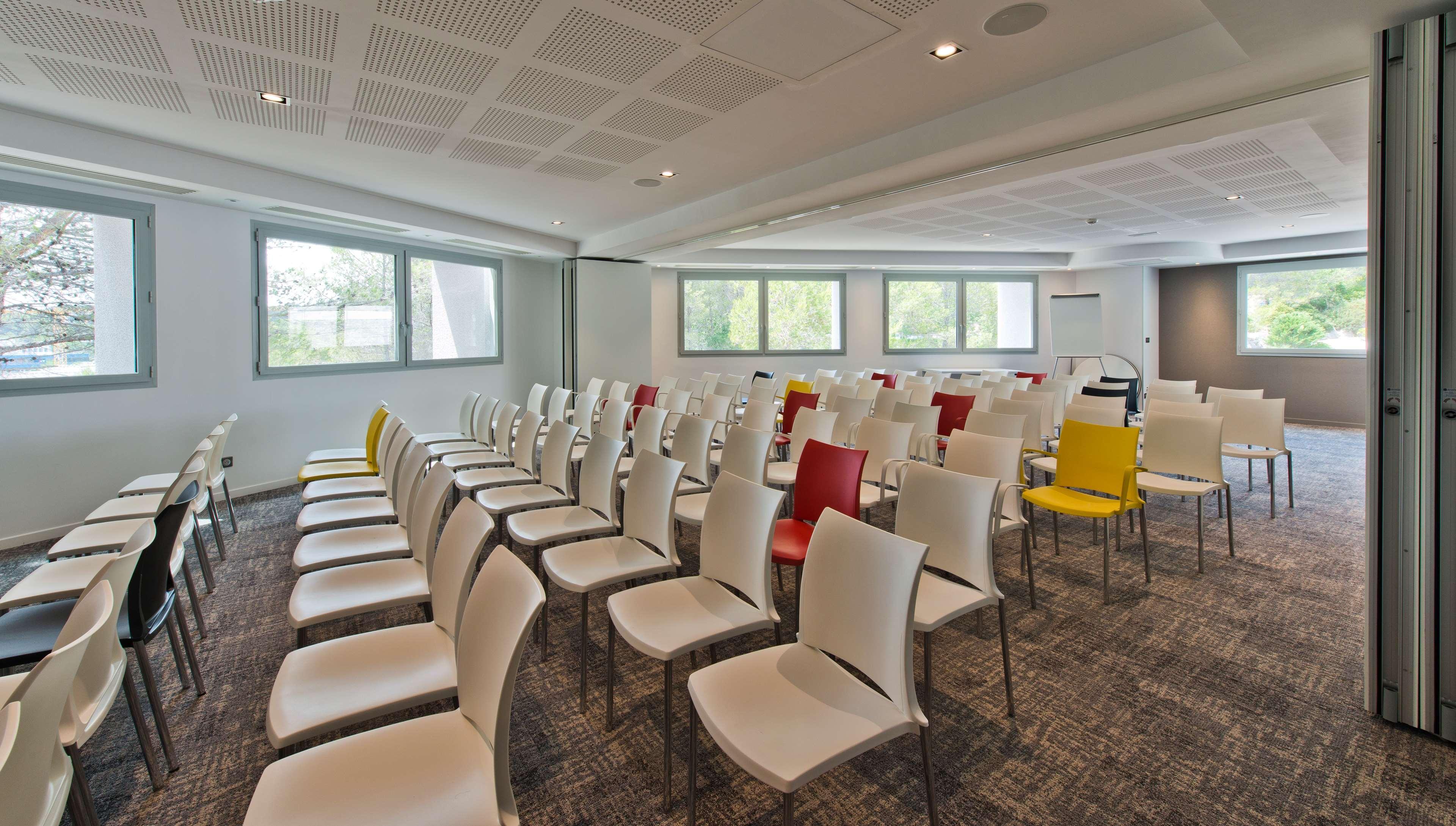Golden Tulip Sophia Antipolis - Hotel & Spa Valbonne Extérieur photo